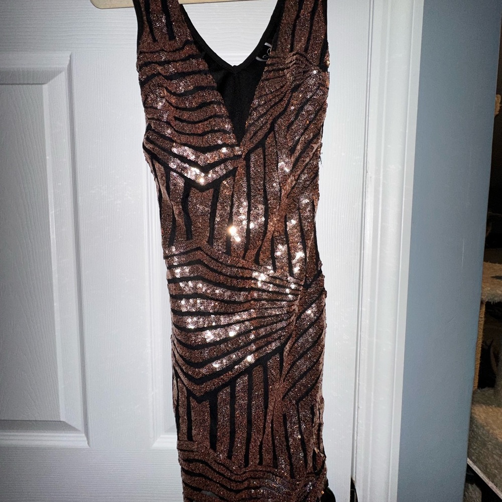 Brown sequin dress. Size small. Worn once.